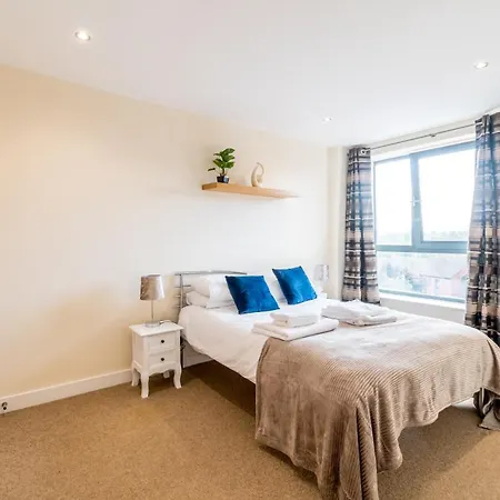 Spacious City 2 Bed, 2 Bath, Free Parking & Wifi Sheffield Exterior photo
